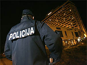 Sarajevo: Uhićen muškarac koji je hodao s autmatskom puškom kroz centar grada