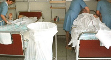 Stravičan pokušaj samoubojstva: Očajna majka u Mrkonjić Gradu odsjekla sebi dojku!