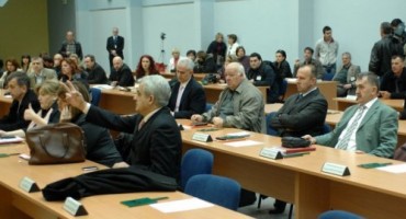 Ćuri se zeko gdje si da si, Mostar još bez gradonačelnika