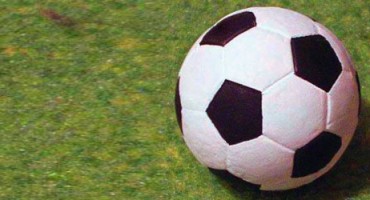 Što se to događa? U Srbiji usred utakmice preminuo nogometaš