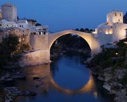 Mostarski vicevi:  Kad sarajlija traži Stari most
