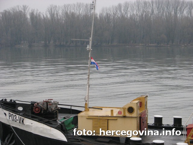 Vukovar-Grad heroj