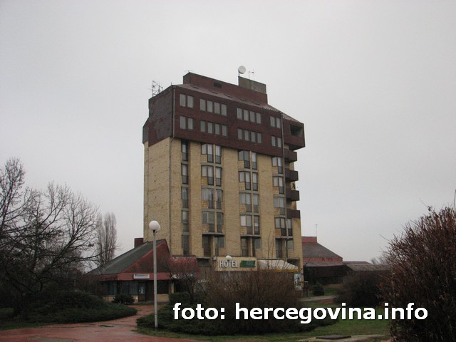 Vukovar-Grad heroj