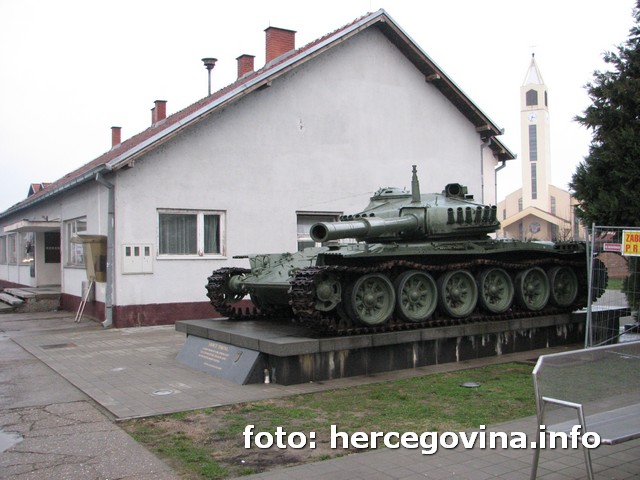 Vukovar-Grad heroj