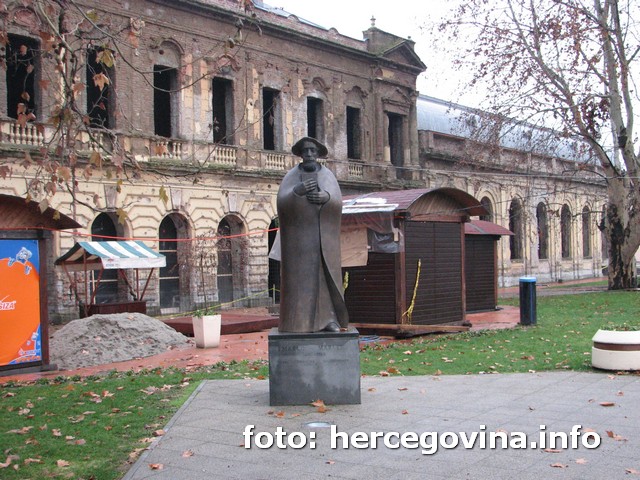 Vukovar-Grad heroj