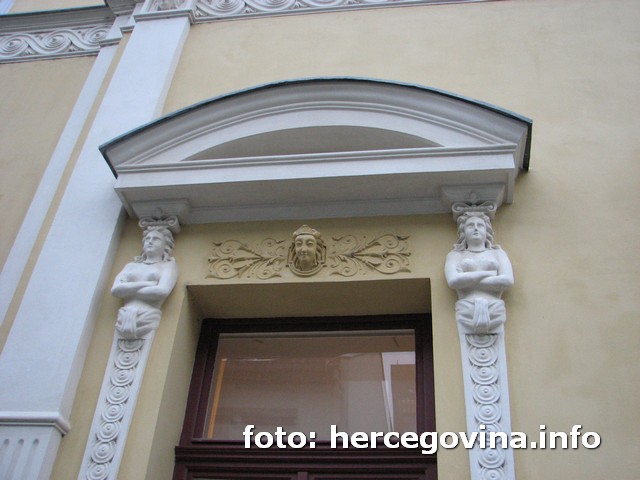 Vukovar-Grad heroj