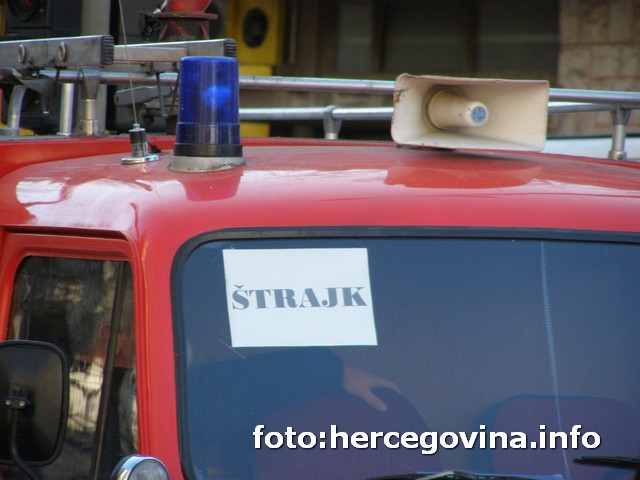 U slučaju da do 1. travnja ne prime plaću, vatrogasci kreću u opći štrajk