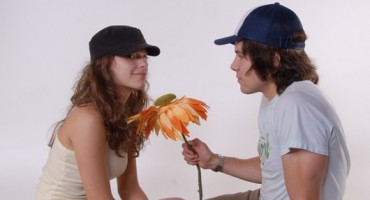 muškarac, žena, svađa, flert, veza, partner, flert, žena, obaranje s nogu