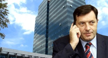 Milorad Dodik, Milorad Dodik, tomo fila