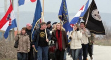 U sjećanje na Maslenicu hodnja od Zelenog hrasta do Pridrage