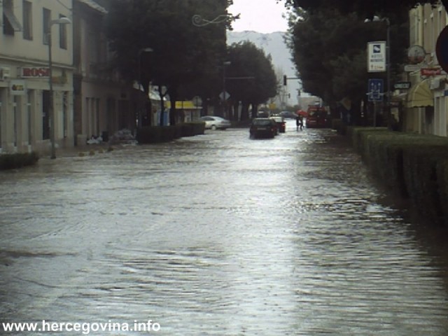Neretva,Mostar,poplave