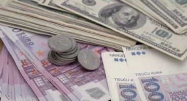 Gospođa iz Širokog na sud zbog lažnih eura, pravi kriminalci na slobodi