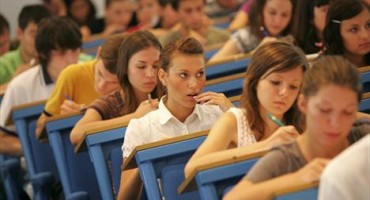 Obavjest studentima it drugih država o uvjetima i načinu reguliranja boravka u BiH