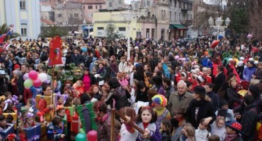 Učiteljica u Crvenom Grmu dječju igru pretvorila u bezobrazluk 