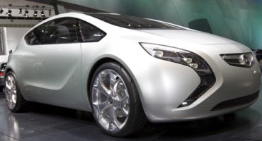 Opelov napredni kupe s petero vrata Flextreme GT/E