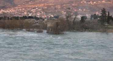 Neretva, samoubojstvo, voda