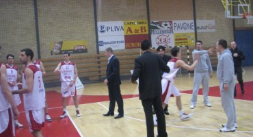 Online prijenos : HKK Zrinjski HT Mostar - KK Sloboda Dita 74 : 67
