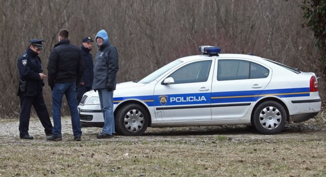 Trilj: Dječak upao u Cetinu, u tijeku opsežna potraga