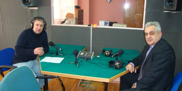 Ljubo Bešlić danas je bio gost BHR 1 u emisiji „Dva u tri“
