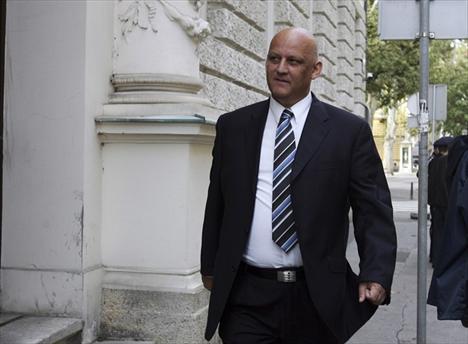 Rojs kažnjen radom za opće dobro: Na sud stigao pjevajući Evo zore, evo dana...