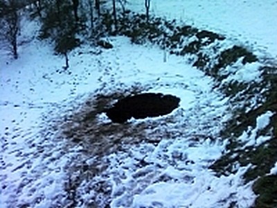 Kod Zenice osvanula misteriozna rupa