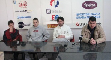 Košarkaši Zrinjskog sutra sa Grudama