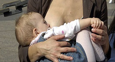 Majka na netu prodaje svoje izdojeno mlijeko