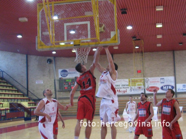 HKK Zrinjski-KK Sloboda 103:104