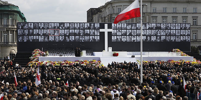 Poljska se oprašta od poginulih u zrakoplovnoj nesreći