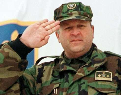 Preminuo Rasim Delić
