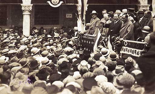 Uvijek aktualan govor Stjepana Radića IZ 1918.: Ne srljajte kao guske u maglu!
