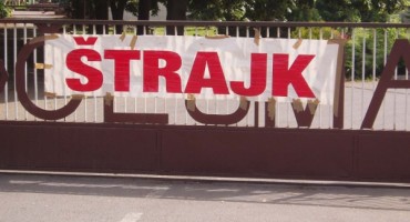 Vitez: Radnici tvrtke 'Impregnacija Holz' ostali na ulici bez ikakvog rješenja