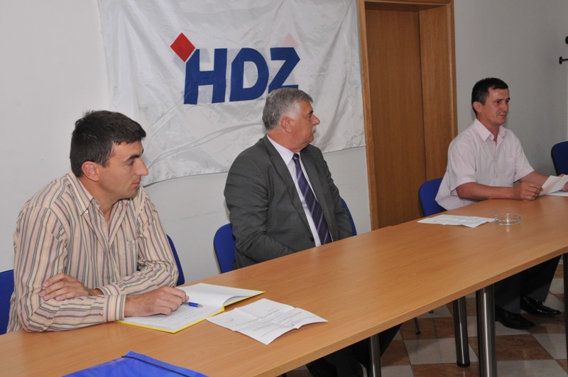 Održana svečana sjednica HDZ BIH Ljubuški