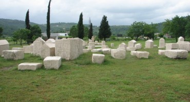 Najava: 1. likovna koloniju Radimlja 2014