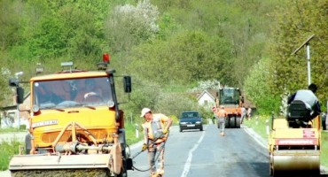 Radovi na prometnicama rijetkost, a njihovo stanje očajno