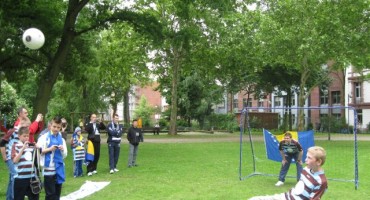 osnovna škole ¨Vareš¨ u Frankfurtu kao pobjednik nagradnog natjecanja Misimović & Fonic