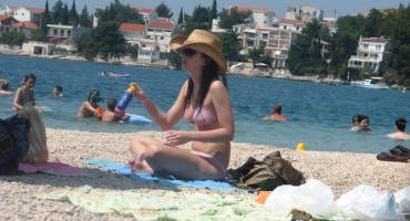 Mlijeko, losion ili ulje za sunčanje – što je najbolji odabir?