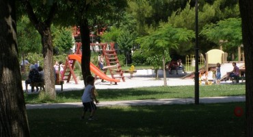 Ljetno prijepodne u Zrinjevcu