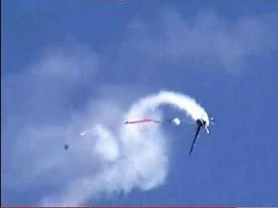 Avionu usred leta otpalo krilo