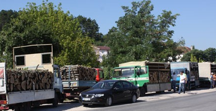 U Hercegovini drva za ogrjev od 75 do 85 KM po metru