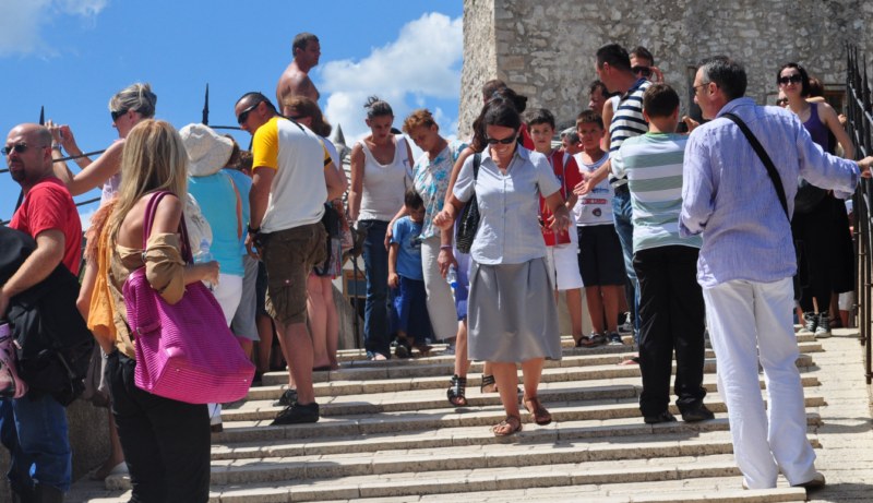 Mostar: Turisti u Starom gradu