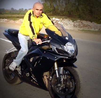 Orašje: Poginuo višestruki pobjednik moto-utrka Pejo Džijan