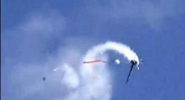 Avionu usred leta otpalo krilo