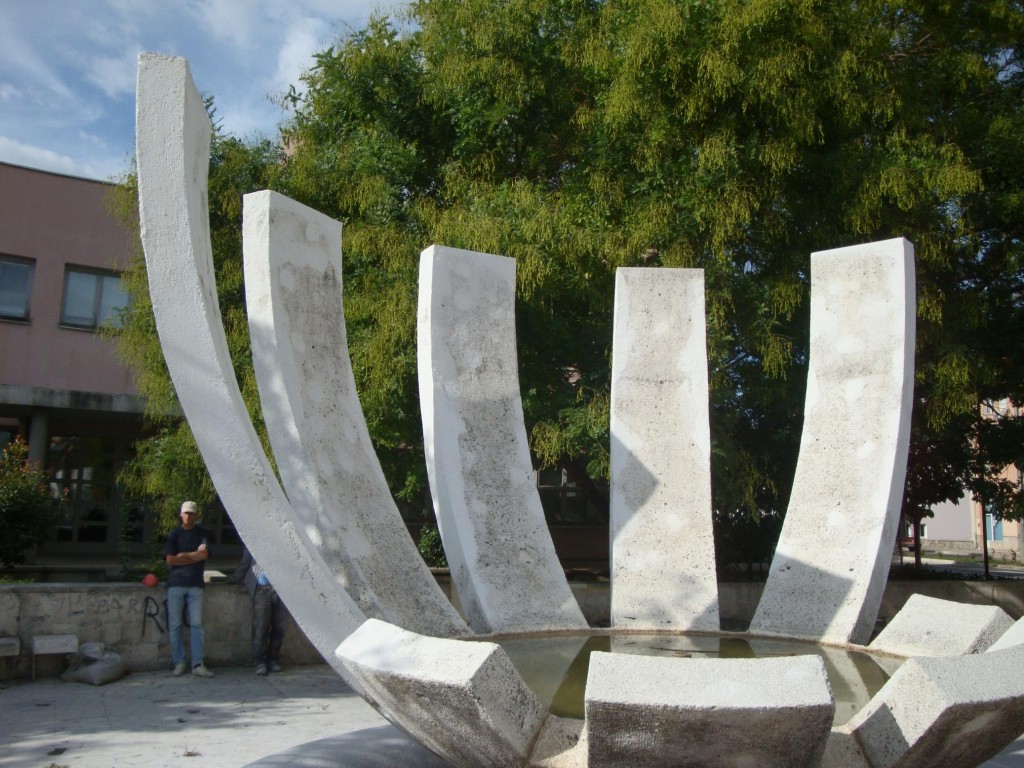 MOSTAR Obnavljaju se fontane kod Doma zdravlja i u Parku Zrinjevac