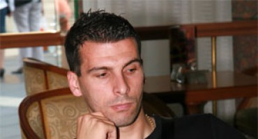 Hajduk, Ahmad Sharbini