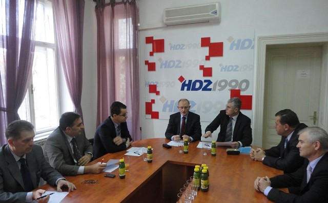 HDZ 1990, priopćenje