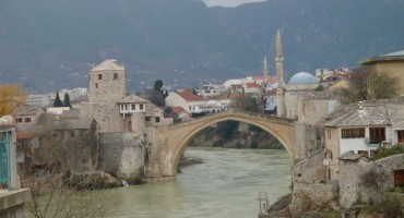 Mostarski vicevi: Mostarka i turist