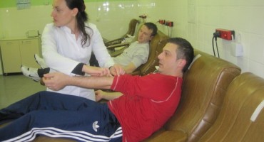 Ultrasi i Udruga prijatelja Zrinjski darivali krv