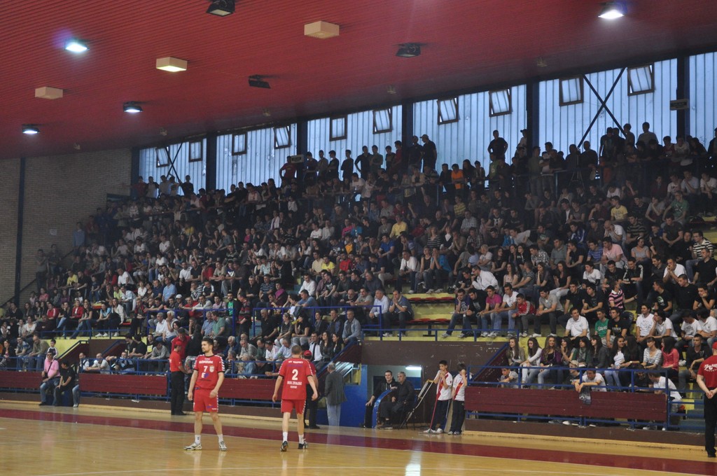 HMRK Zrinjski - RK Velež 31:25 (18:12)