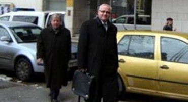 Smrt još jednog aktera seks afere u Tuzli: Podlegao prof. Bajro Golić